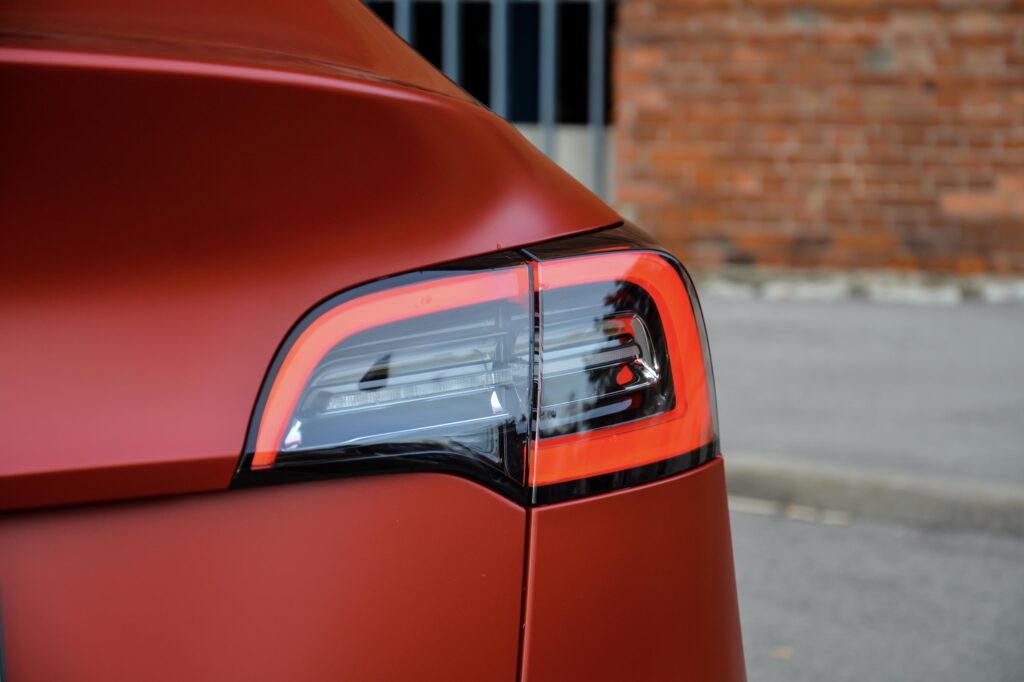 Tesla Model Y tagatuli, mille tööd kontrollitakse enne ülevaatust